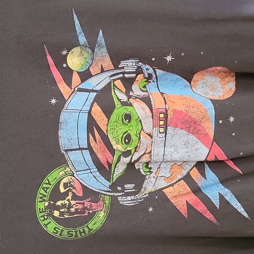 Mandalorian Grogu tee size XXL